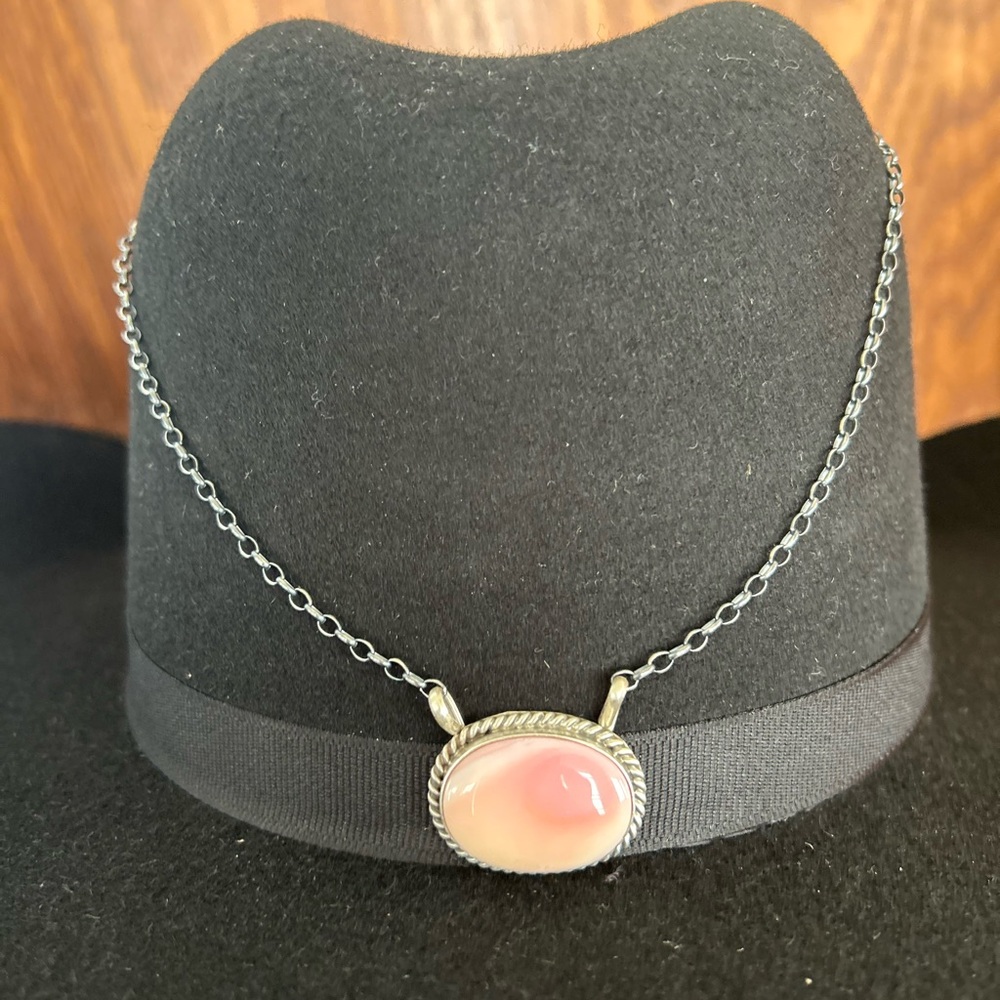 Navajo Handmade Pink Conch Necklace